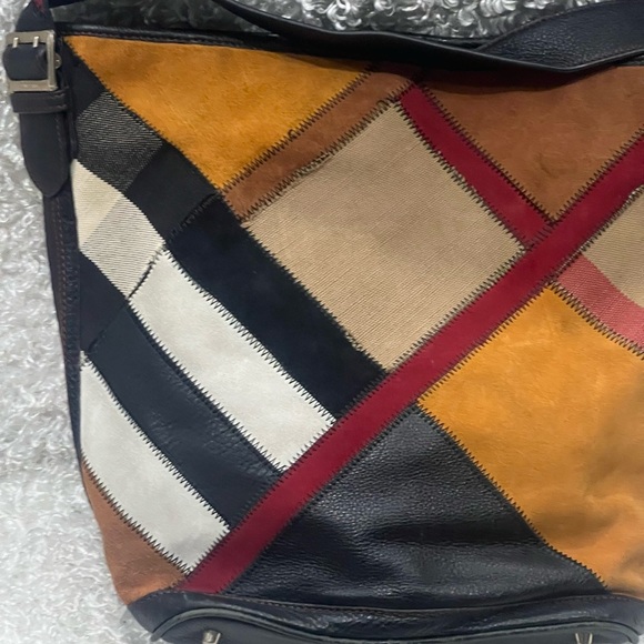 Burberry Multicolor House Canvas and Leather Patchwork Ashby Bucket Bag - Picture 16 of 16